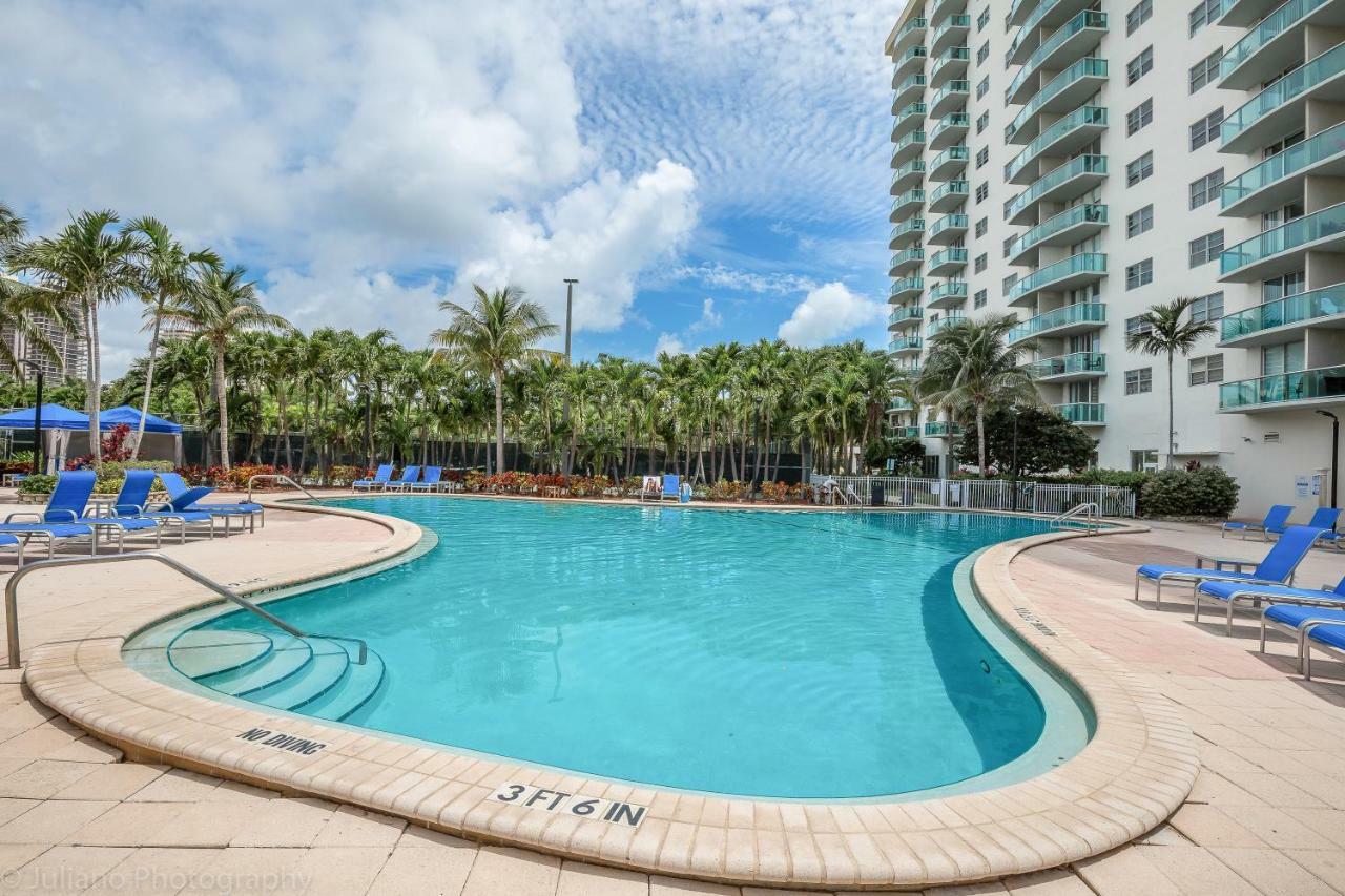 Ocean Reserve Sunny Isles Miami Beach Exteriör bild